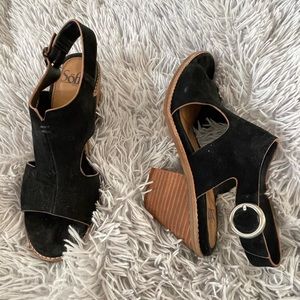 Black Sofft Sandals. Size 8.